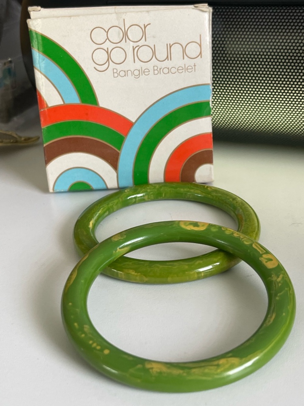 Vintage 1970’s Color Go Round Green Marbled Bangle Bracelets AVON Jewelry set 2